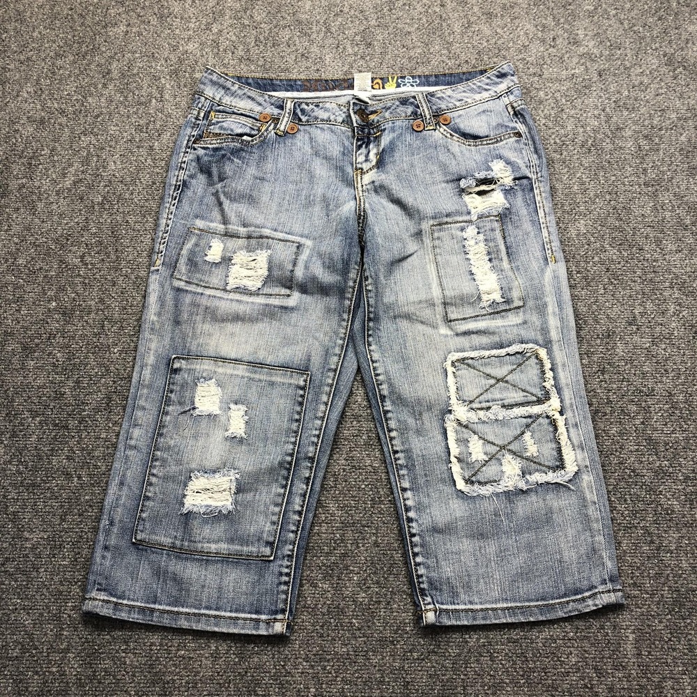Mudd Jeans Juniors 11 32x20 Blue Light Wash Relaxed Distressed Capri Denim